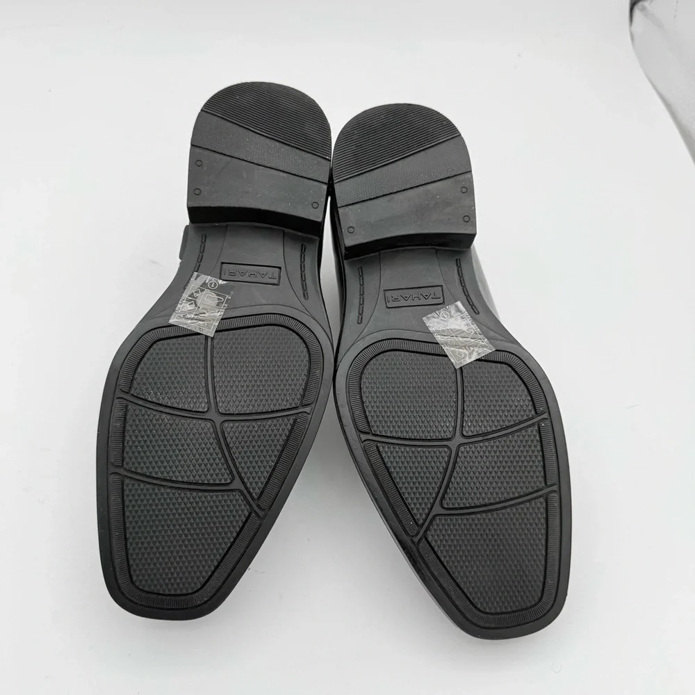 Tahari - Boys Haskell black faux leather slip on loafers metal detail shoes SZ 1